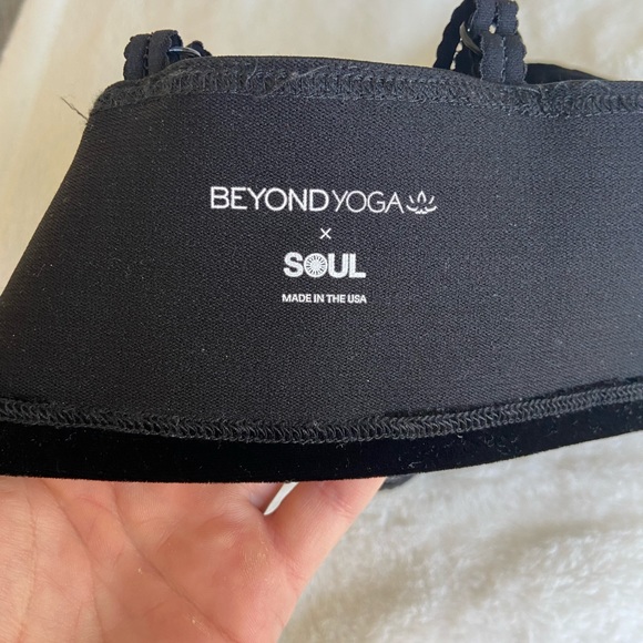 3/$20 - Beyond Yoga x Soulcycle Bra - Picture 4 of 5